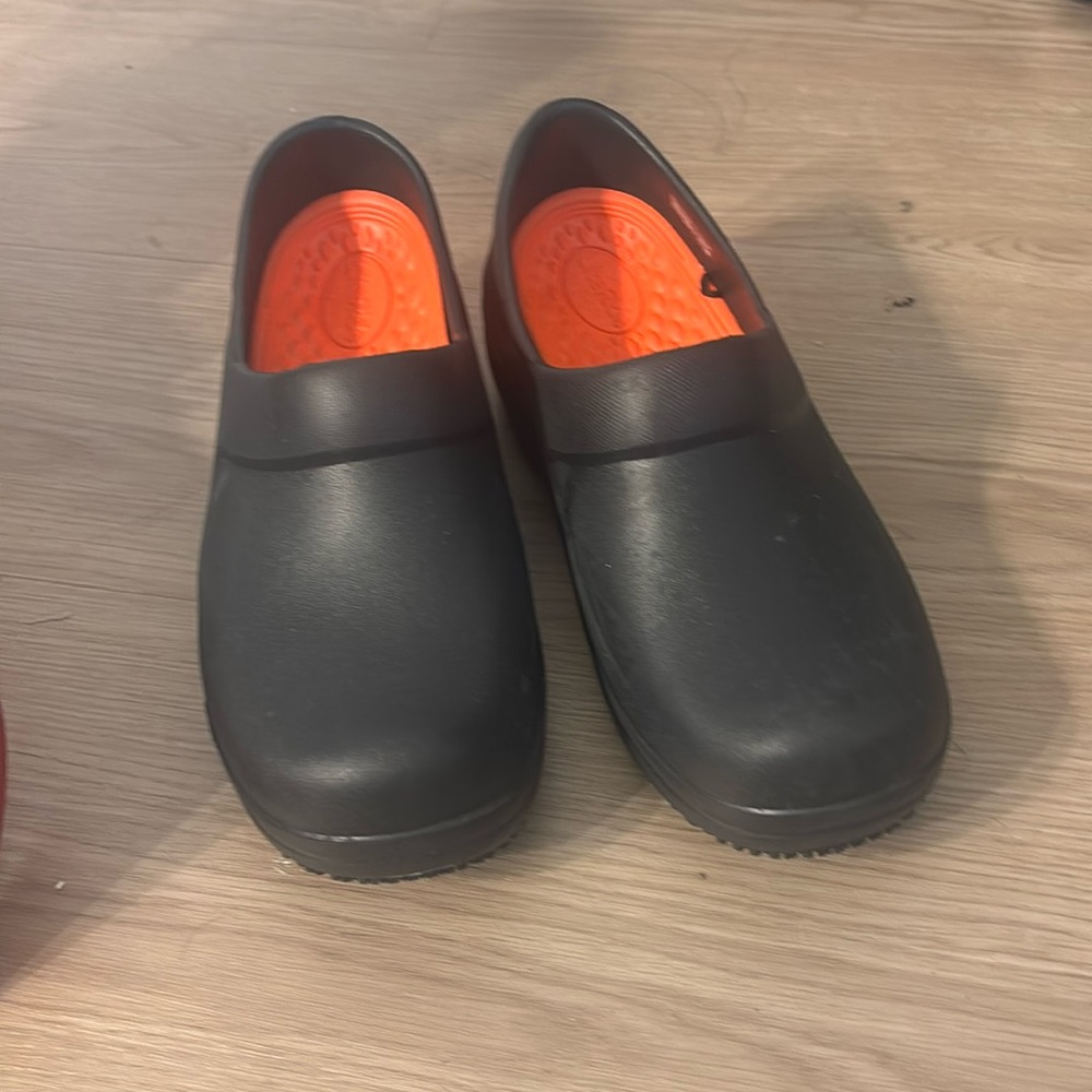 Croc clogs